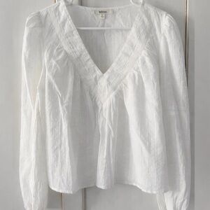 Elegant White V-Neck Blouse